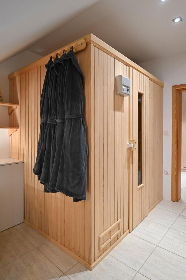 Apartment Stros With Private Sauna クランスカゴーラ エクステリア 写真